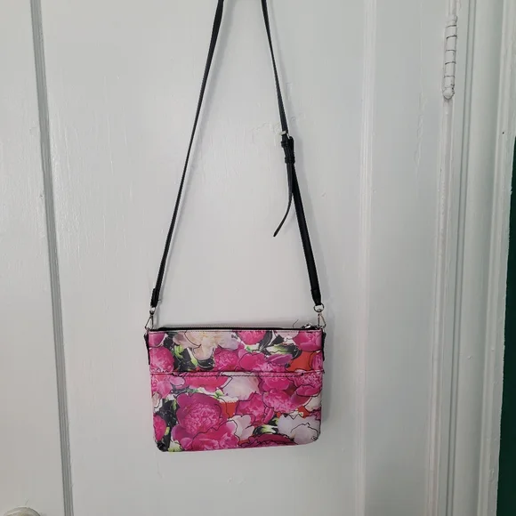 Reed Modern American Luxury pink floral handbag front back pockets zip closure - Picture 2 of 9